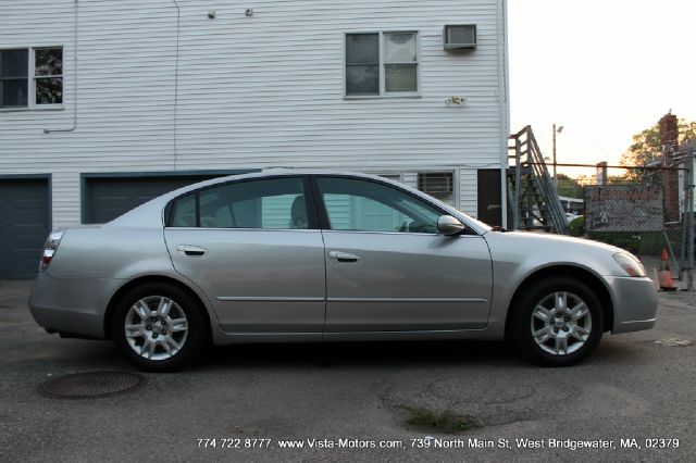 Nissan Altima 2005 photo 6