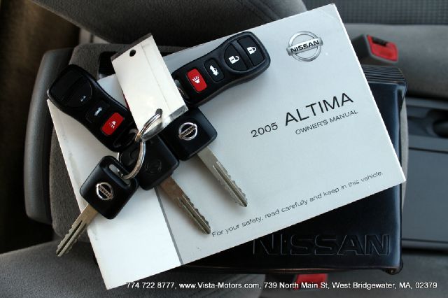 Nissan Altima 2005 photo 9