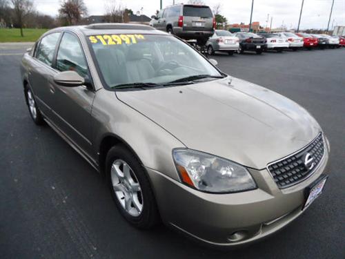 Nissan Altima 2005 photo 1
