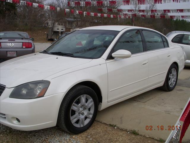 Nissan Altima 2005 photo 1