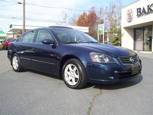 Nissan Altima 2005 photo 2
