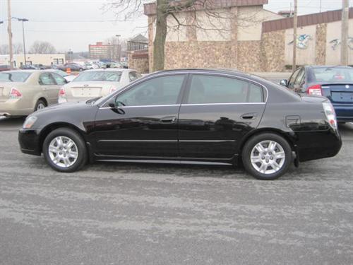 Nissan Altima 2005 photo 3