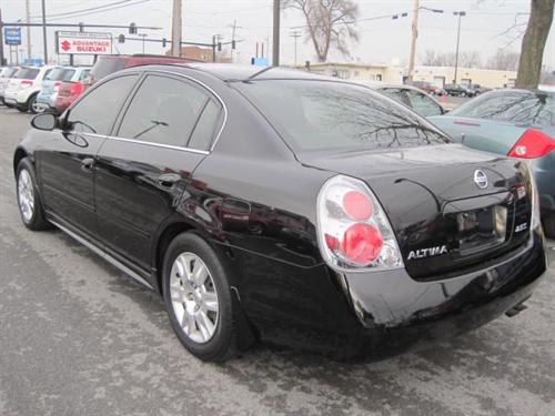 Nissan Altima 2005 photo 4