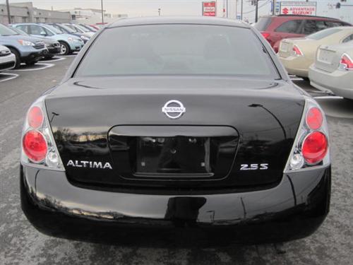Nissan Altima 2005 photo 5