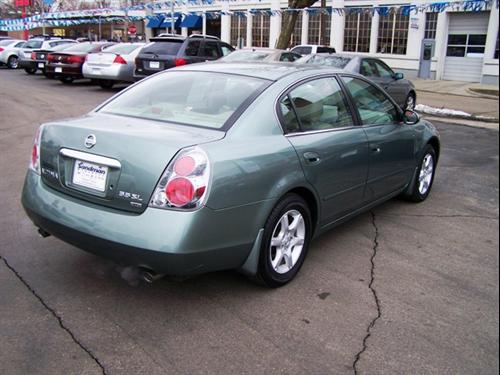 Nissan Altima 2006 photo 1