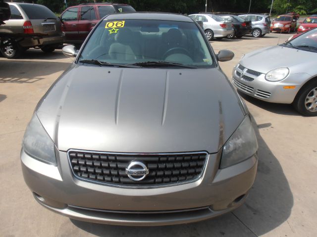 Nissan Altima 2006 photo 2