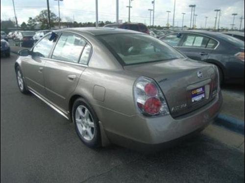 Nissan Altima 2006 photo 4