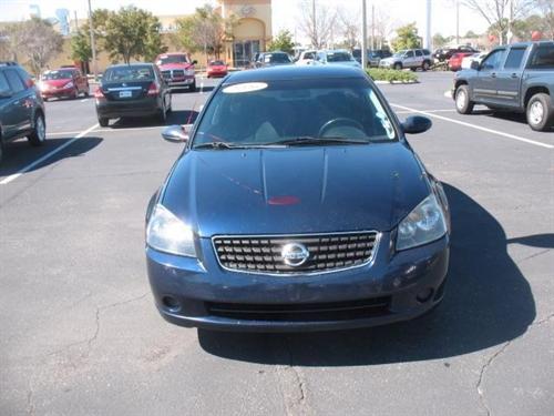 Nissan Altima 2006 photo 2