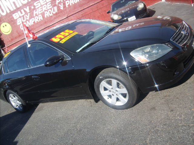 Nissan Altima 2006 photo 2
