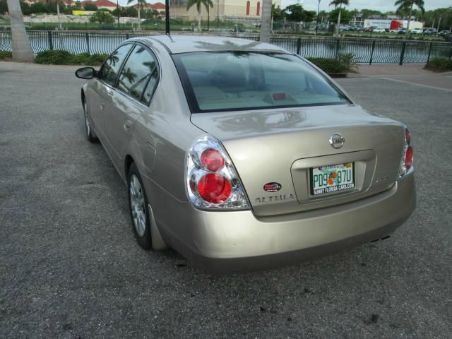 Nissan Altima 2006 photo 1