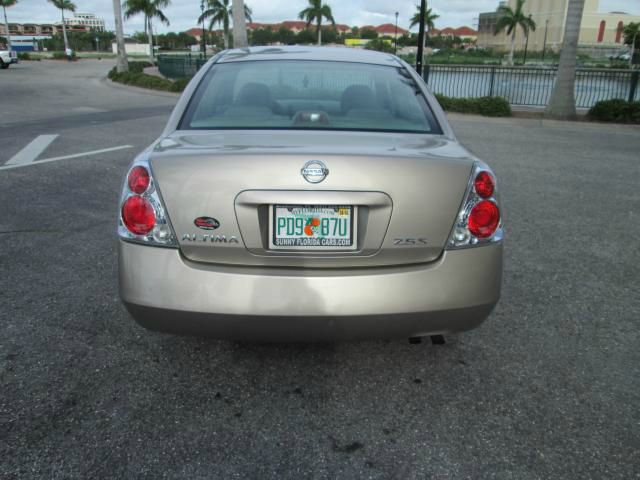 Nissan Altima 2006 photo 4