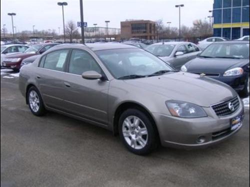 Nissan Altima Pickupslt Quad Cab SWB 4WD 4x4 Truck Other