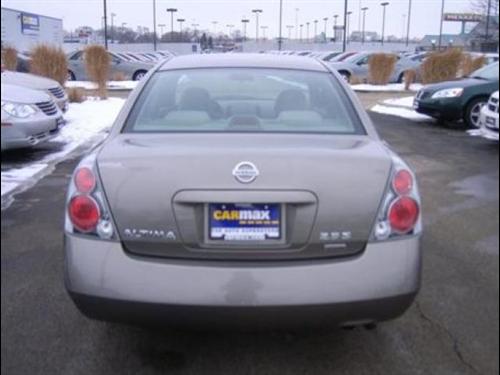 Nissan Altima 2006 photo 4