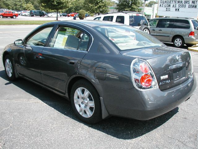Nissan Altima 2006 photo 2