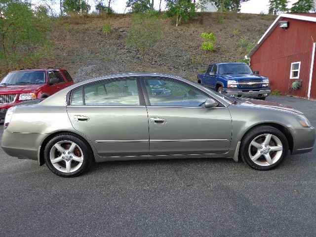 Nissan Altima 2006 photo 2