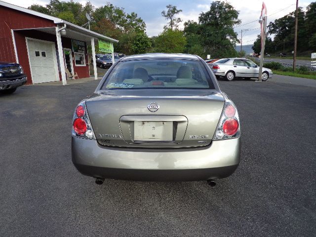 Nissan Altima 2006 photo 4