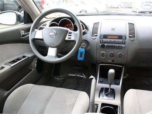 Nissan Altima Pickupslt Quad Cab SWB 4WD 4x4 Truck Other