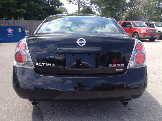 Nissan Altima 2006 photo 1