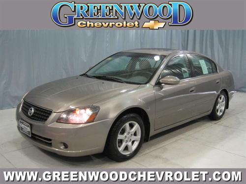 Nissan Altima Crew 140.5wb 4X4 Other