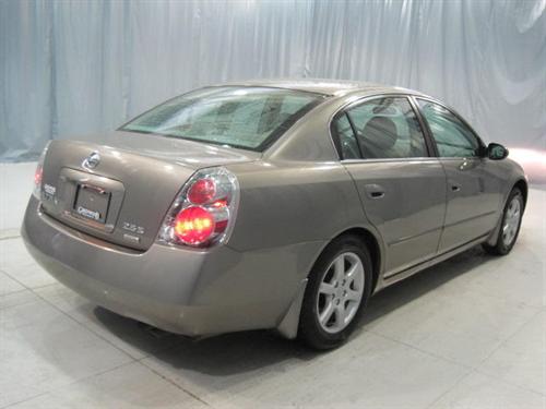 Nissan Altima 2006 photo 1