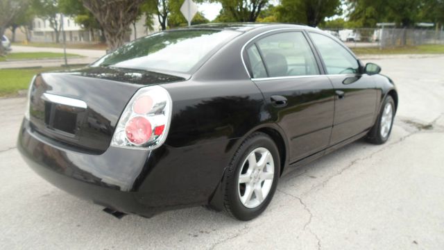 Nissan Altima 2006 photo 1