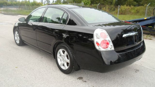 Nissan Altima 2006 photo 2