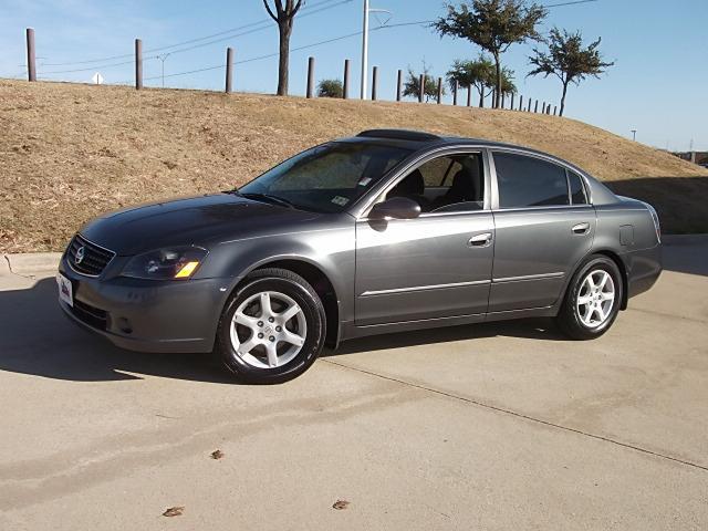 Nissan Altima 2006 photo 1