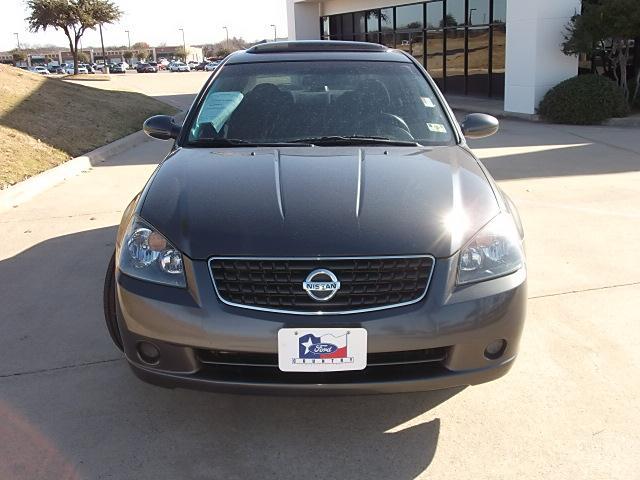Nissan Altima Pickupslt Quad Cab SWB 4WD 4x4 Truck Unspecified