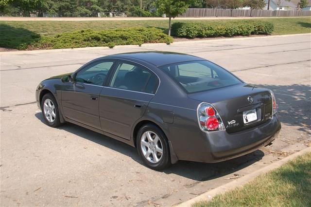 Nissan Altima 2006 photo 1