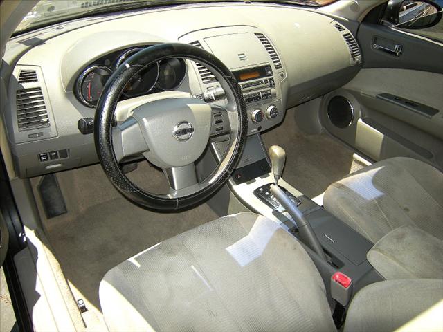 Nissan Altima Unknown Sedan