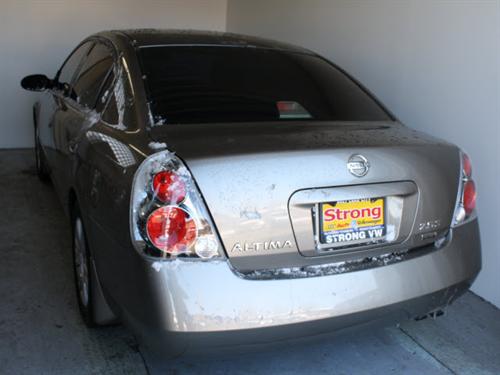 Nissan Altima 2006 photo 1