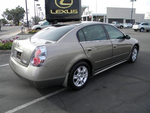 Nissan Altima 2006 photo 2