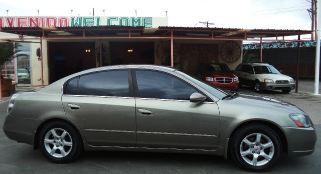 Nissan Altima 2006 photo 4
