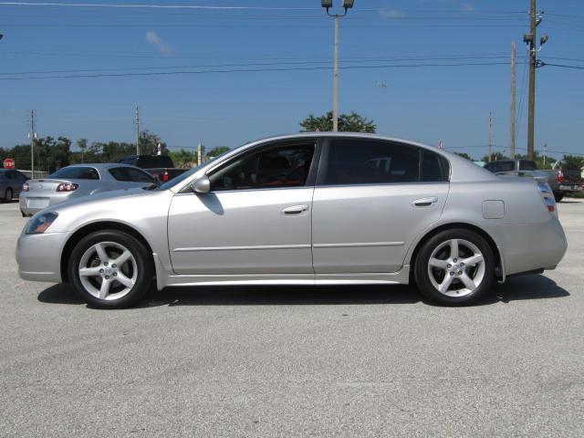 Nissan Altima 2006 photo 1