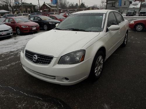 Nissan Altima Pickupslt Quad Cab SWB 4WD 4x4 Truck Other