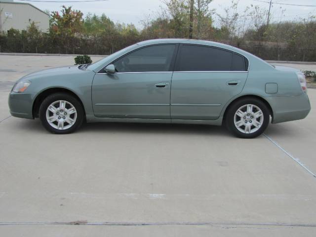Nissan Altima 2006 photo 1