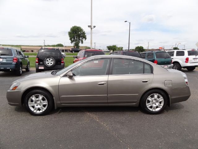 Nissan Altima 2006 photo 2