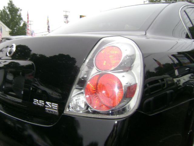 Nissan Altima 2006 photo 1