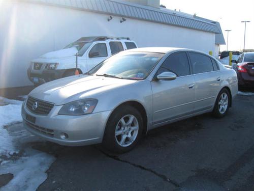 Nissan Altima Pickupslt Quad Cab SWB 4WD 4x4 Truck Other