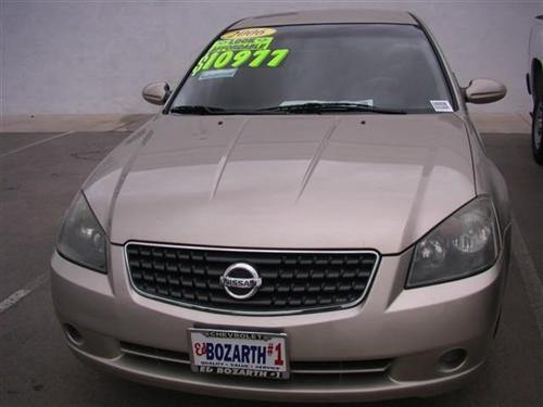 Nissan Altima 4x4 Reg. Cab Long Bed Other