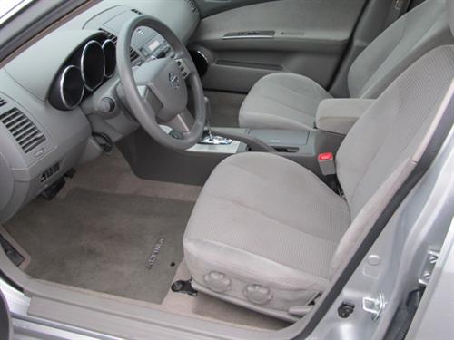 Nissan Altima 2006 photo 2