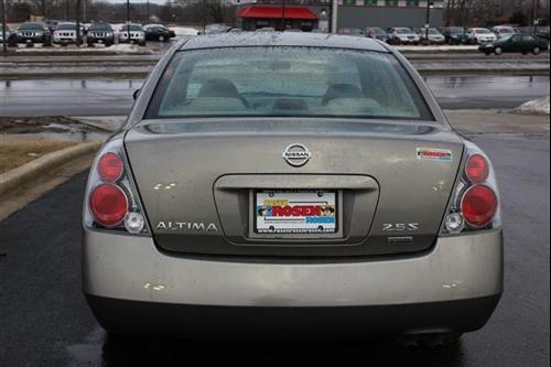 Nissan Altima 2006 photo 3