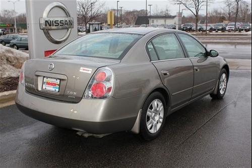 Nissan Altima 2006 photo 4