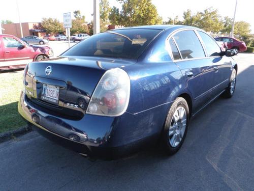 Nissan Altima 2006 photo 2
