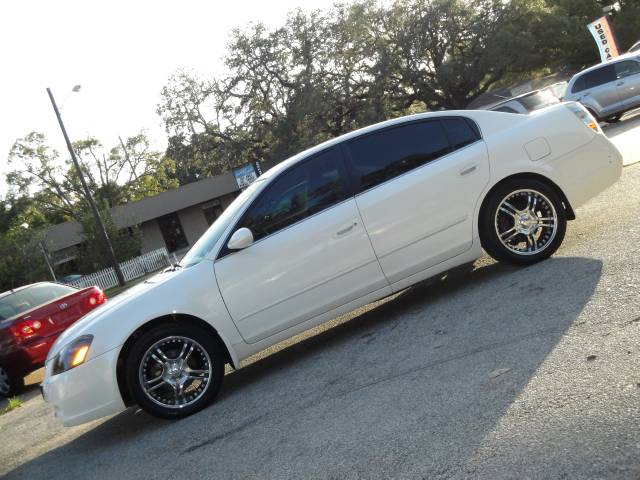 Nissan Altima 2006 photo 2