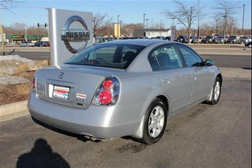 Nissan Altima 2006 photo 4