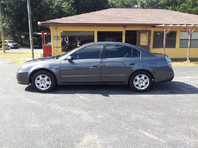 Nissan Altima 2006 photo 1