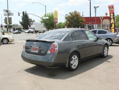 Nissan Altima 2006 photo 4