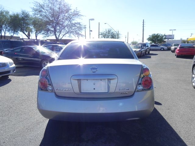 Nissan Altima 2006 photo 2