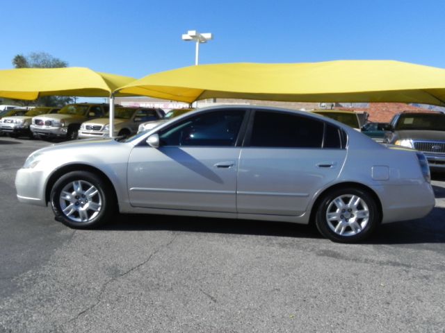 Nissan Altima 2006 photo 4